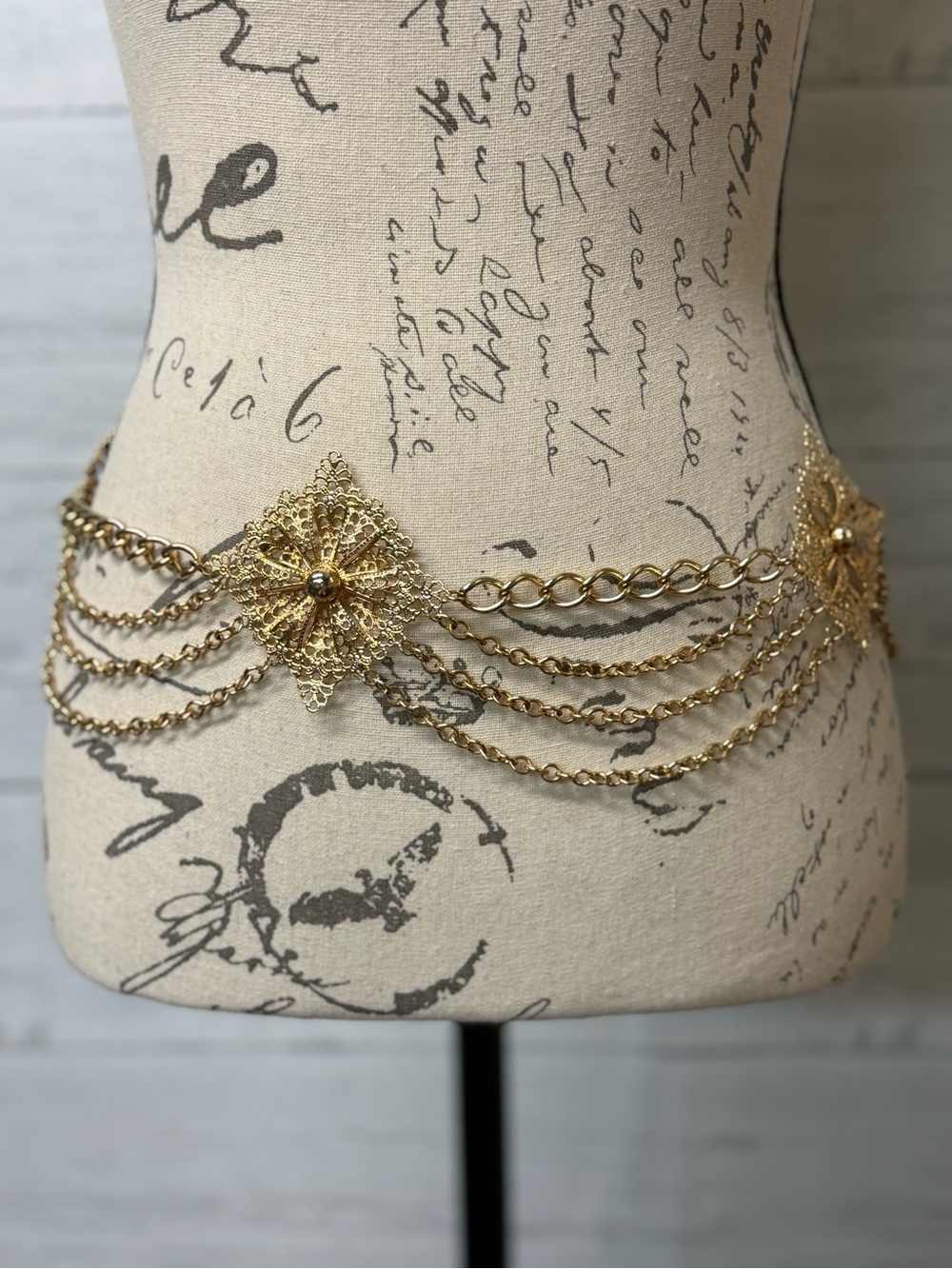 Gold Chain Draped Waist Belt - Decorative Floral Medallions